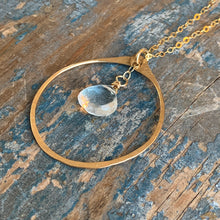 Lia Necklace / Clear