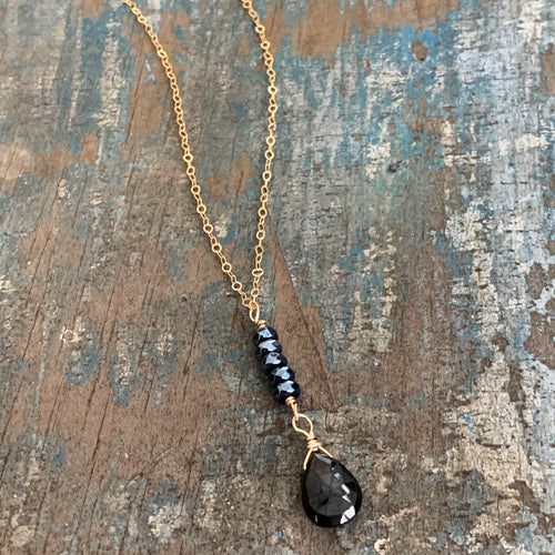 Jenna Necklace / Black